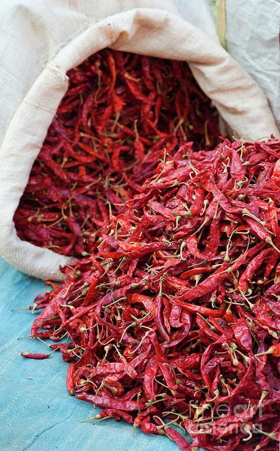 EVRR EVRR Dry Whole Red Chilli (Sukhi Tikhi Lal Mrich) | Sabut Laal Mirch | Dried Spicy Red Chillies - 200 Grams