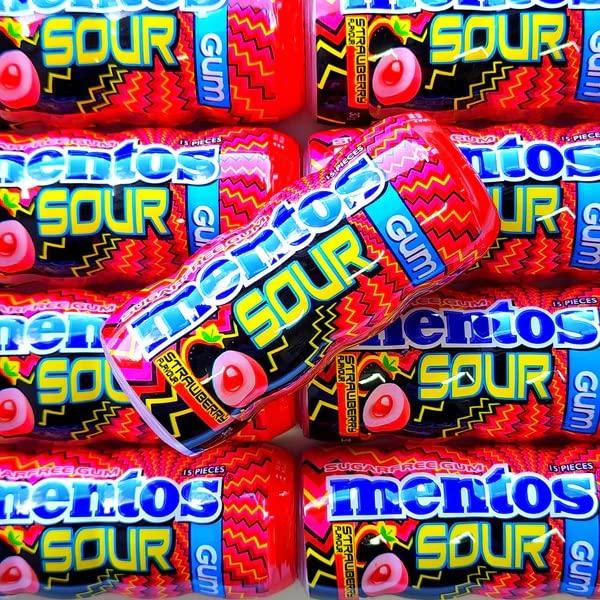 Generic Mentos Sour Gum With Strawberry Flavor Without Sugar (Contains Sweeteners) 30g Pack Of 2 (Imported)