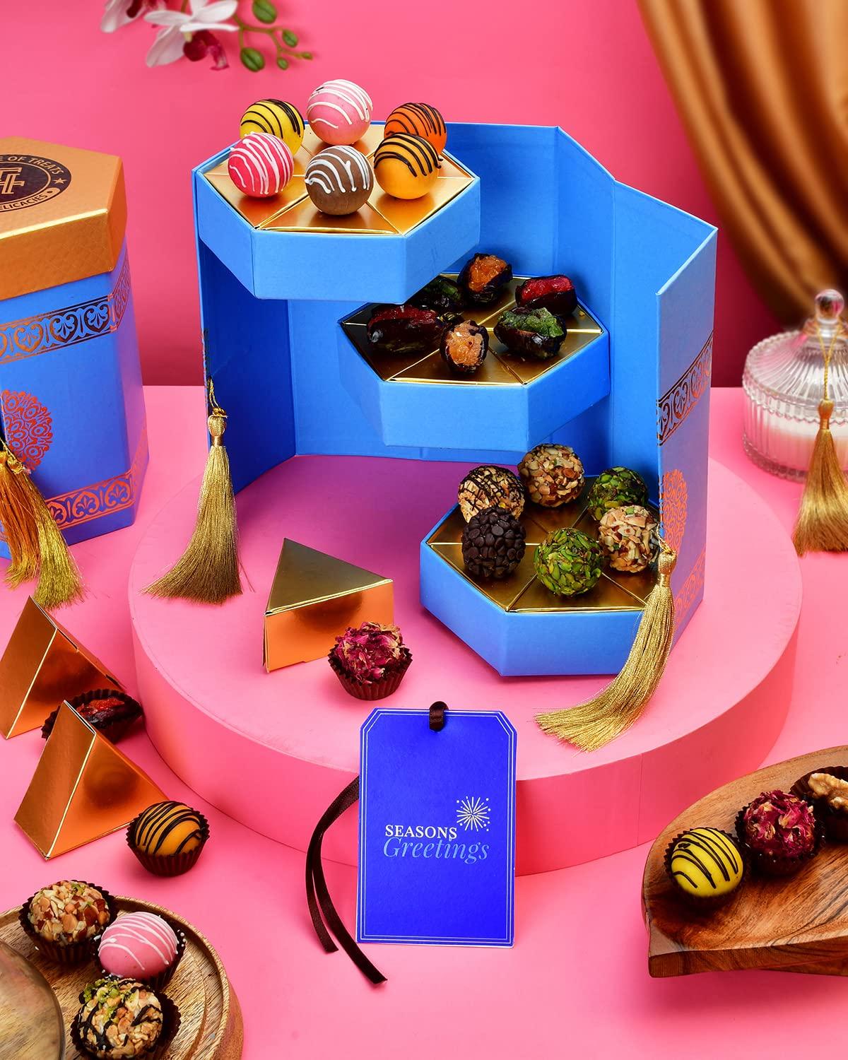 HYPERFOODS Christmas gifts New year gift Christmas items Christmas gift hampers Merry christmas gift Marzipan Candy Dates Ladoo new year gift items happy new year gift