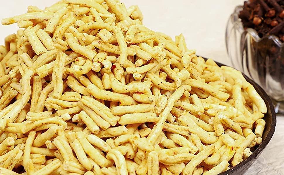 TK TRADERS TK TRADERS Ratlami Sev Spicy Sev Indian Snacks Namkeen 100% Tasty & Crispy Tea Time Snacks Namkeen (500 Gram)