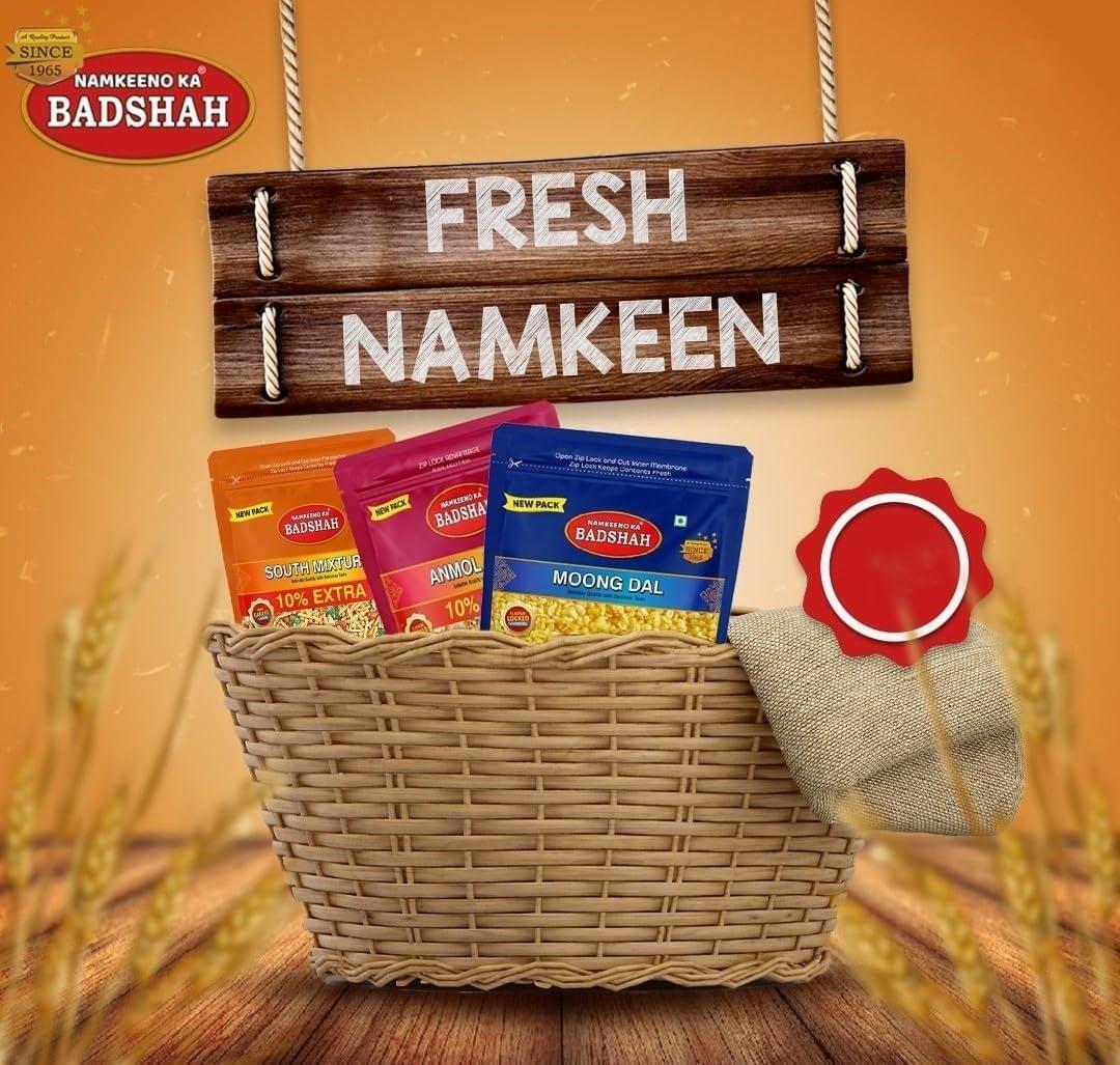 NAMKEENO KA BADSHAH Badshah Combo of Bikaneri Bhujia 1Kg and Tasty Nuts 400gm Namkeen Gift Pack, Spicy Coated All Time Favourite Indian Snacks| Dalmoth Ready to Eat Crispy & Light Snacks
