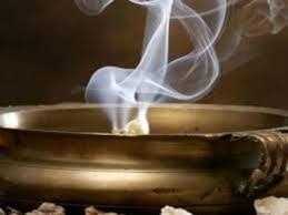 Kwality Original Guggal/Gugal/Guggul/Commiphora Mukul Guggal for Dhoop, Dhuni or Hawan- (100 Grams)