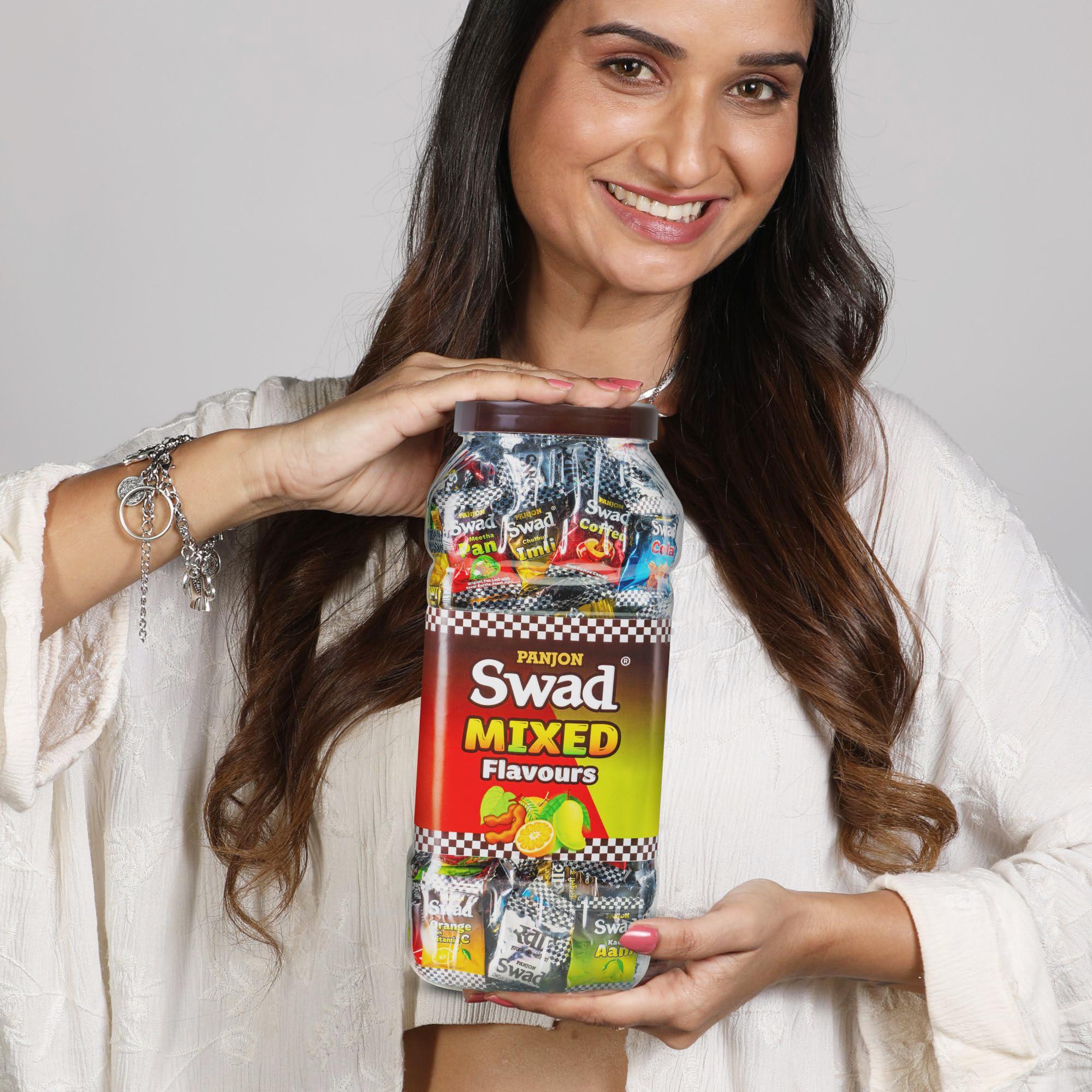 Swad Swad Mixed Chocolate Candy Jar | Meetha Pan, Imli, Coffee,Kacha Aam, Orange + Vitamin C (150 Candy)