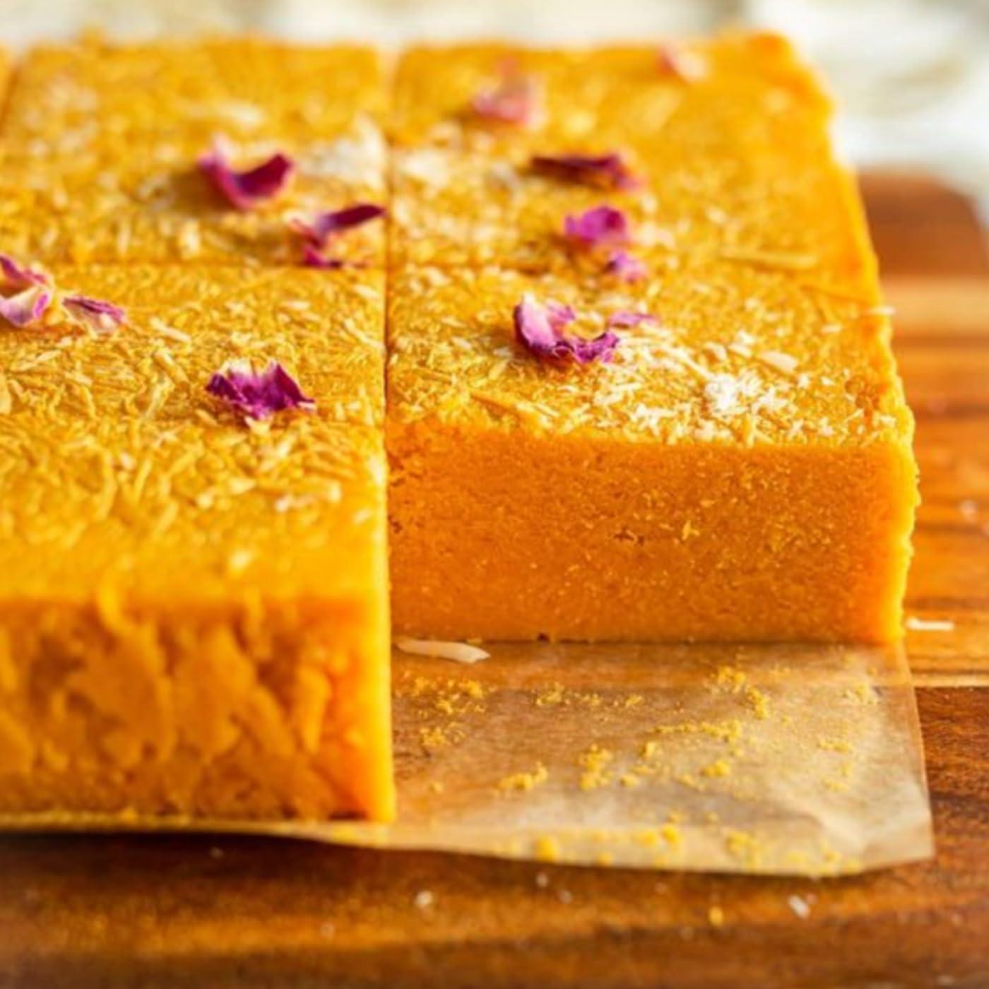 Konfiz KANISSHKA Mango Emulsion Flavour/Essence/Emulsion (Used in Ice Creams, Cakes, Chocolates, Jams, Jellies, Sweets, Marzipan, Confectioneries, Cookies, Sherberts, Milkshakes etc)- 500 ML Pack