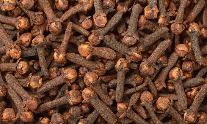 Spicyl Spicyl Cloves, Laung, Lavangalu, Lavangam, Long and Large Clove, 1 KG