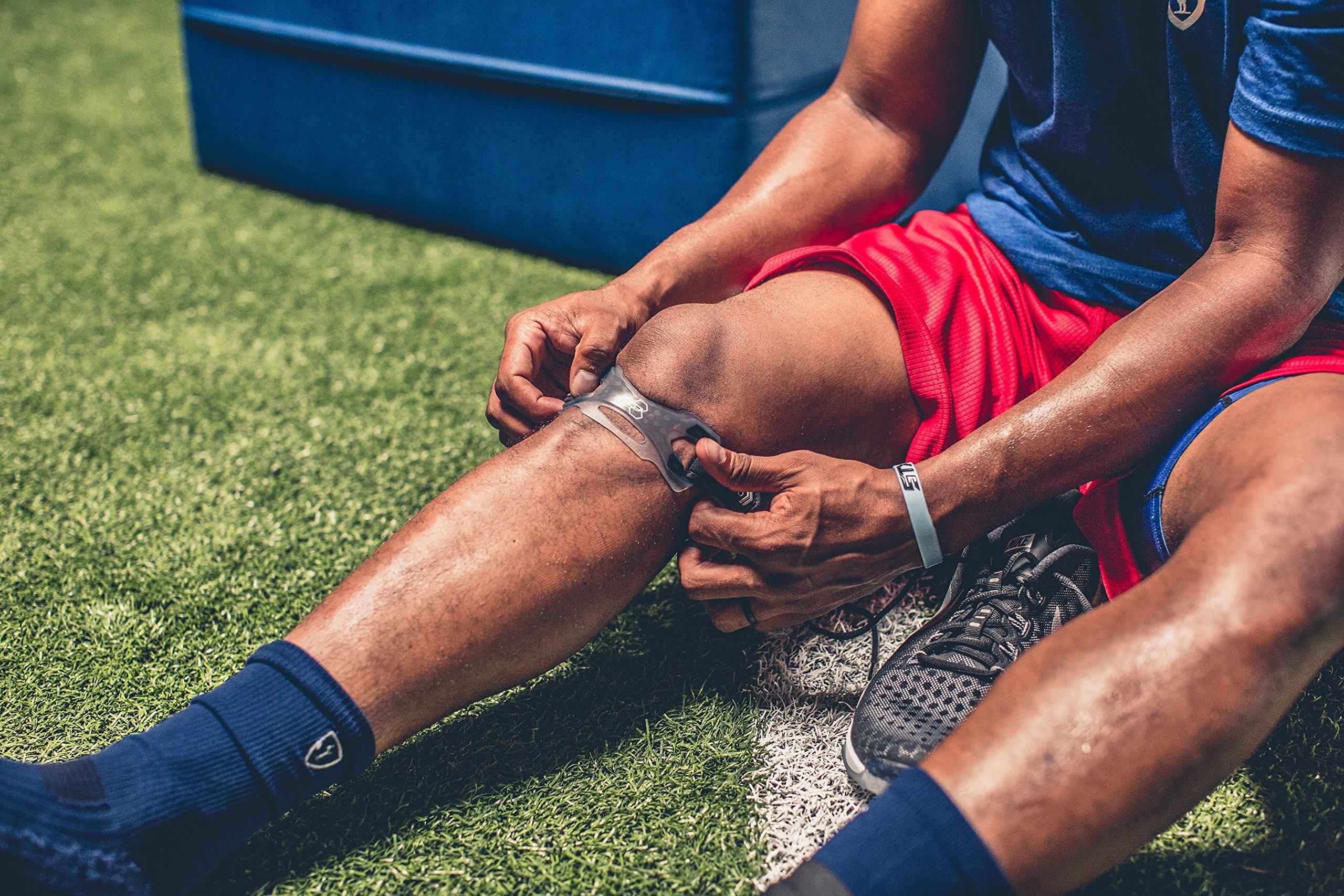 DonJoy Performance Small/Medium , slime green : DonJoy Performance Webtech Patella Knee Strap ? Patellar Tendonitis Band, Jumper?s Knee Strap, Adjustable Support for Running, Basketball, Volleyball, Squats, Weightlifting