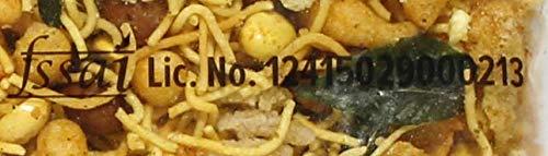 Thangapandiyan Thangapandiyan Special Mixture 250gm + Kovilpatti VVK Kadalai Mittai 250gm + Thoothukudi Original Macroon 100gm + Sadhuragiri Thenkuzhal Murukku 100gm ( 700 Grams)