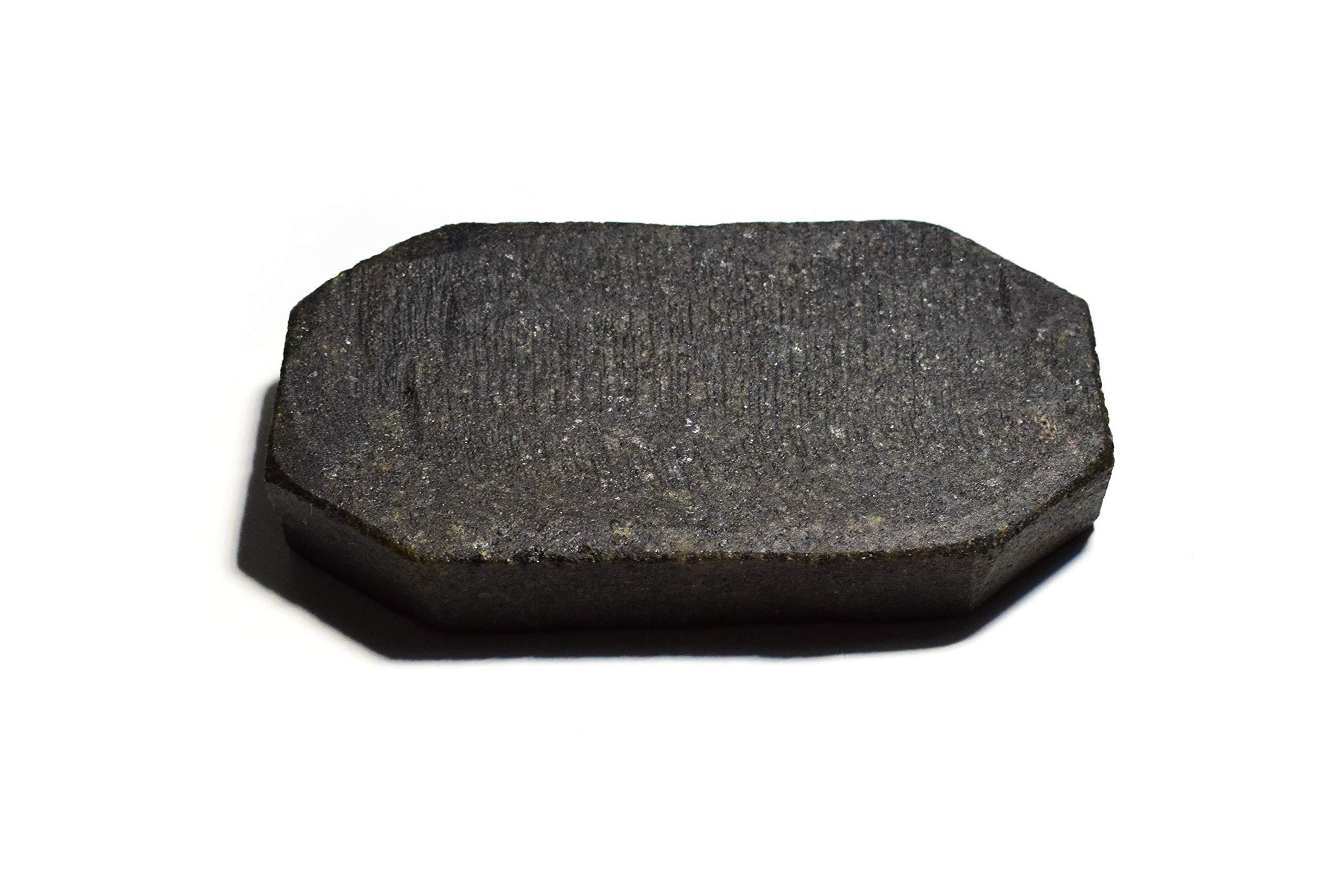 Lakshmi Handy Crafts Lakshmi Handy Crafts Traditional Rubbing Stone for Sandalwood Turmeric Grinding/Rubbing Natural Vayambu Grinding Stone (Grey)