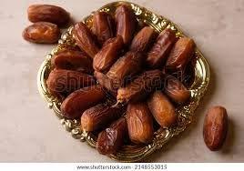 Royal Foodery Royal fooderyTunisian dates Khajoor/khajur 500gms Fresh khejur,Deglet Nour Dates Kurma Tangkai from Tunisia tunisia dates