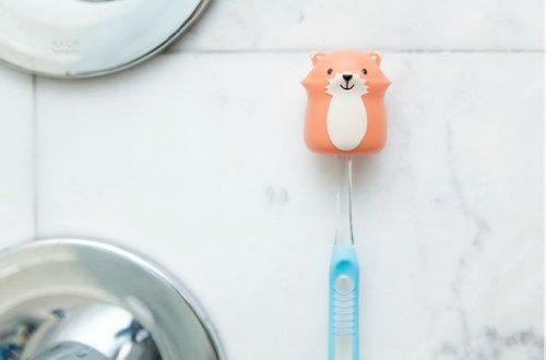Kikkerland Kikkerland Toothbrush Holder, Fox
