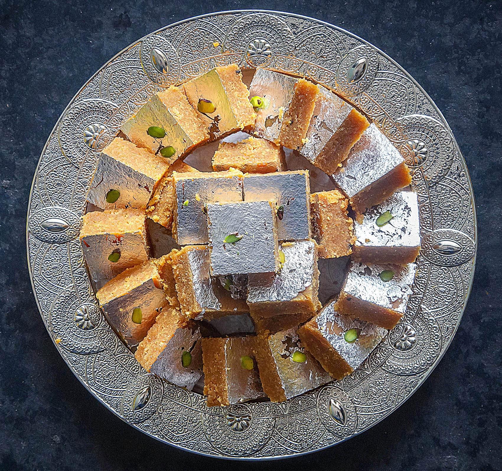 Dessert Drama Dessert Drama by Kesar Sweets | Sweets Gift Pack Kaju Katli, Mung Dal Barfi, Doda Burfi, Motichoor Laddu | Desi Ghee Sweets Indian Mithai - 1 kg Assorted Sweets | Premium Corporate Sweets Gift Hamper 