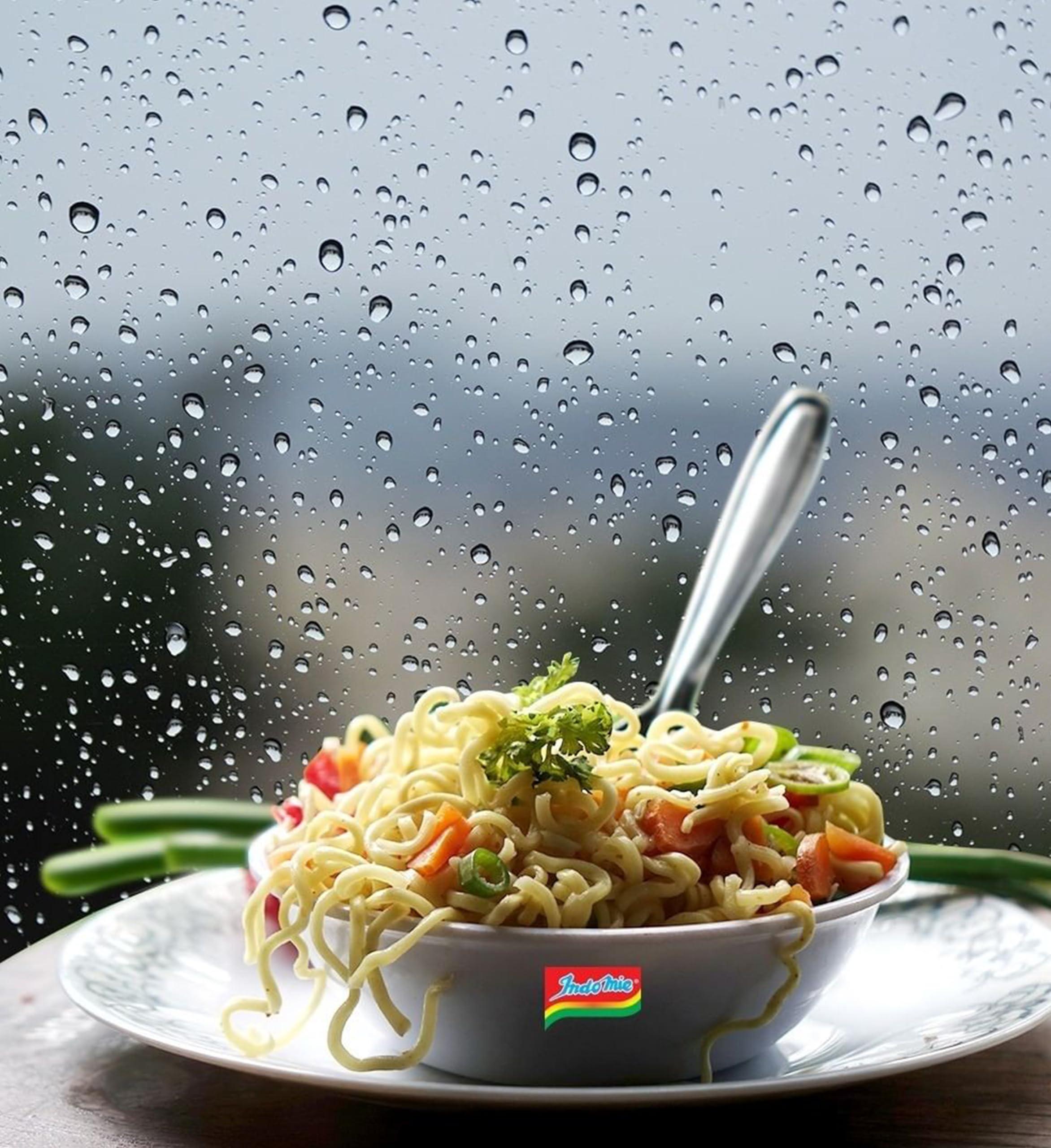 Indomie Indomie Instant Noodles Chicken flavour soup Noodles Bundle(Pack of 40)(70 grams Each, Non Vegetarian)