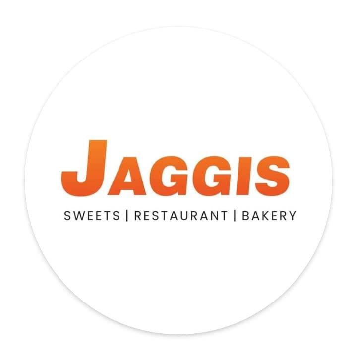 JAGGIS Jaggi Sweets Pure Kaju Katli No Added Preservatives Kaju Burfi (Pack Of 200 Gram)