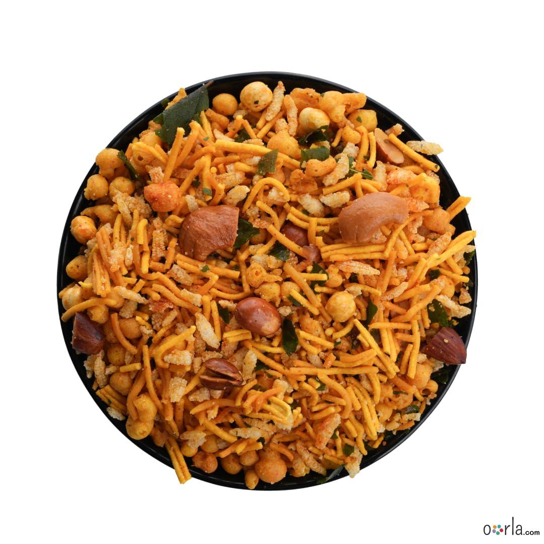 Oorla Oorla "Udupi Mixture - Savory Snack Mix from Udupi, Authentic South Indian Blend of Crunchy Ingredients" 400 gm